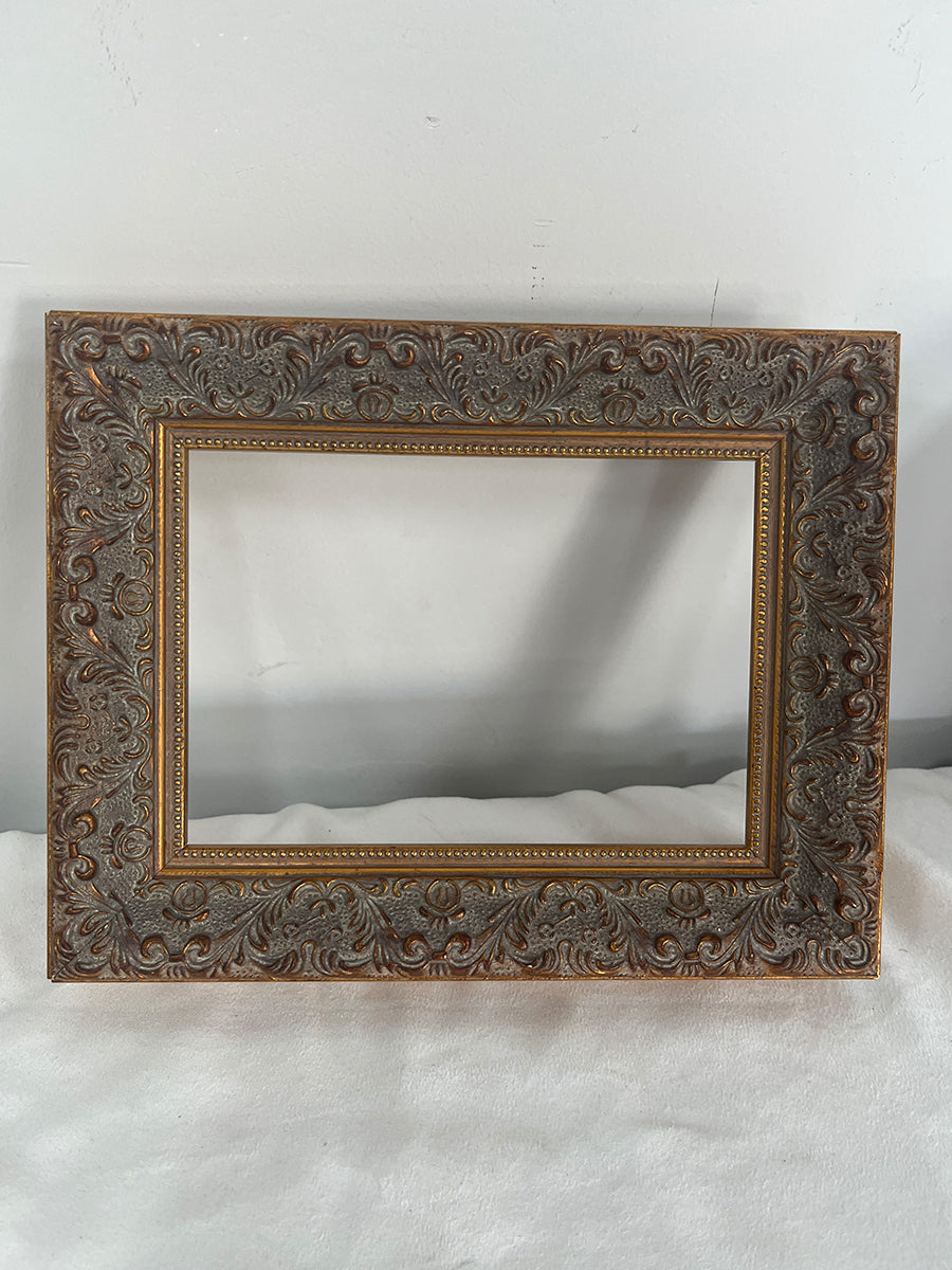 Golden Vintage | Solid Wood Frame for Poster, Print, Canvas and Oil Painting