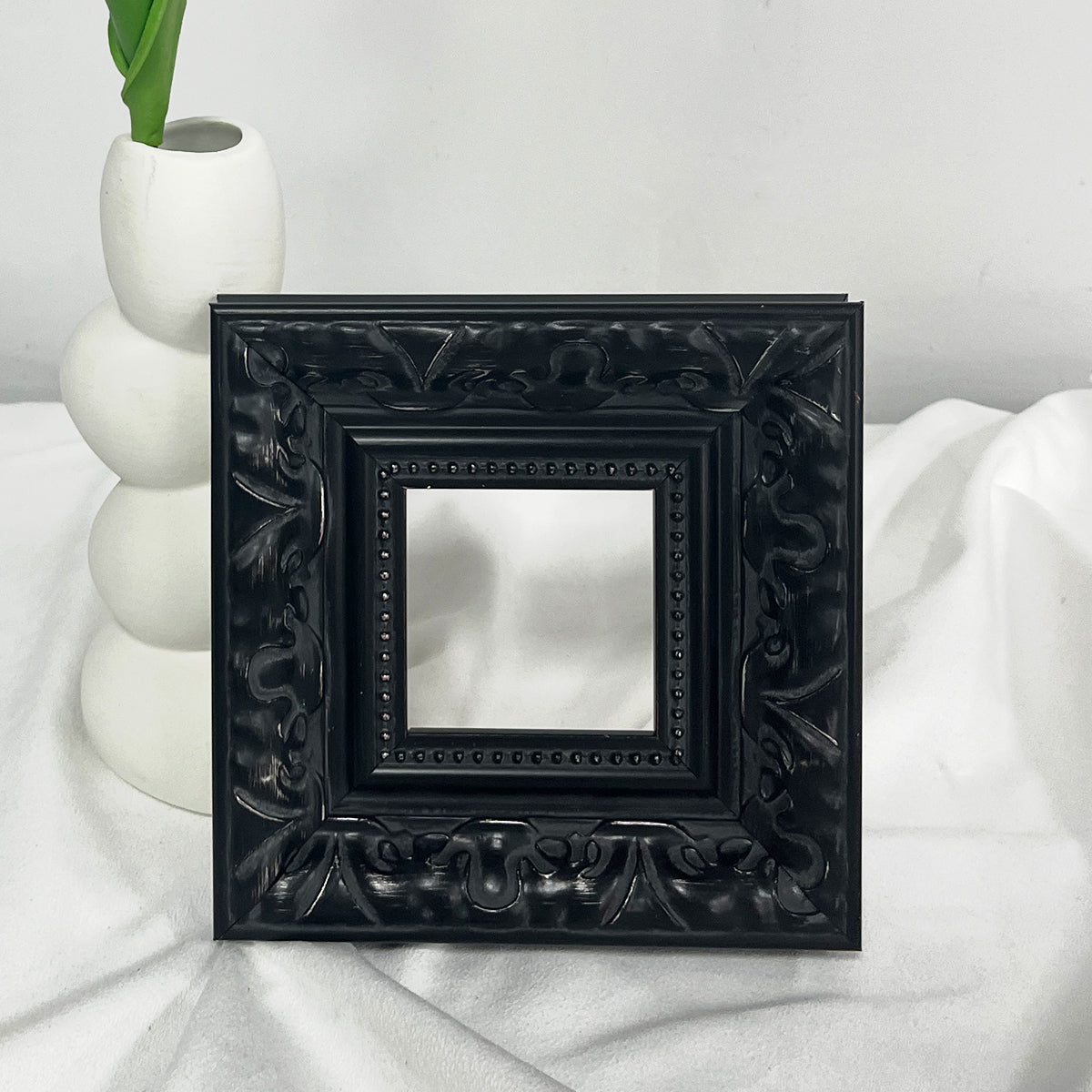 Modern Black | Solid Wood Frame for Poster, Print, Canvas and Oil Painting